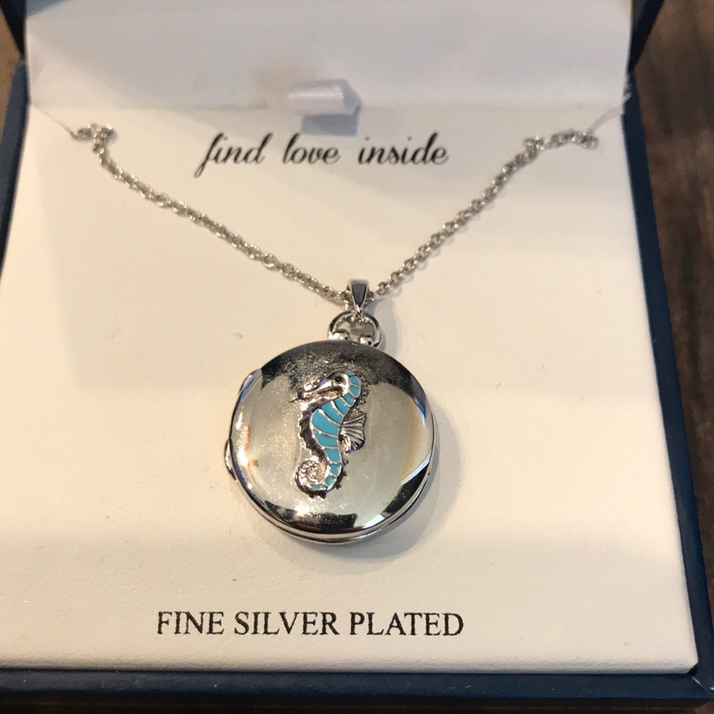 ⭐️ NWT Guiliana brand women’s starfish locket - Picture 3 of 8
